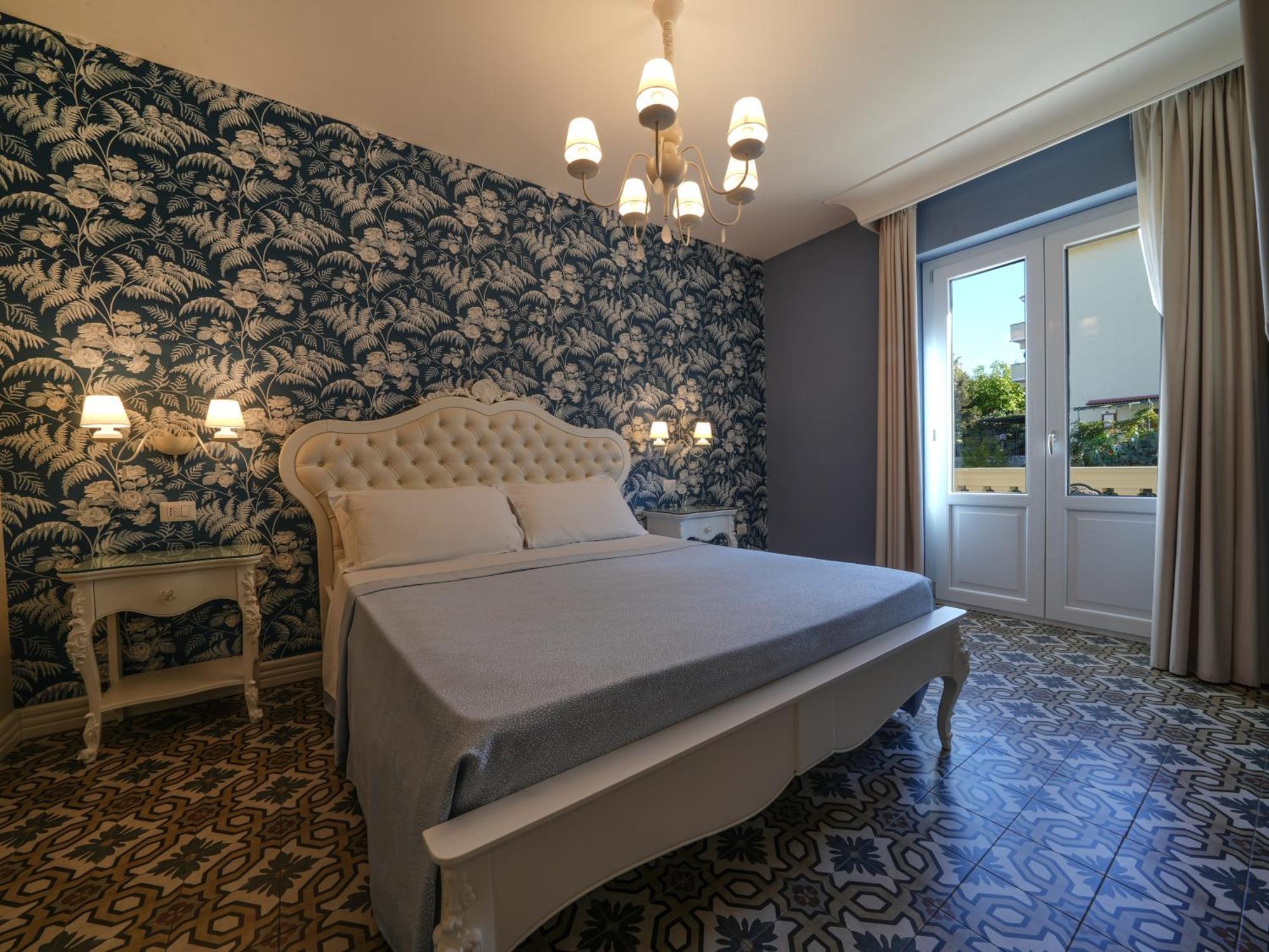 Sui Generis Tropea Luxury Rooms المظهر الخارجي الصورة