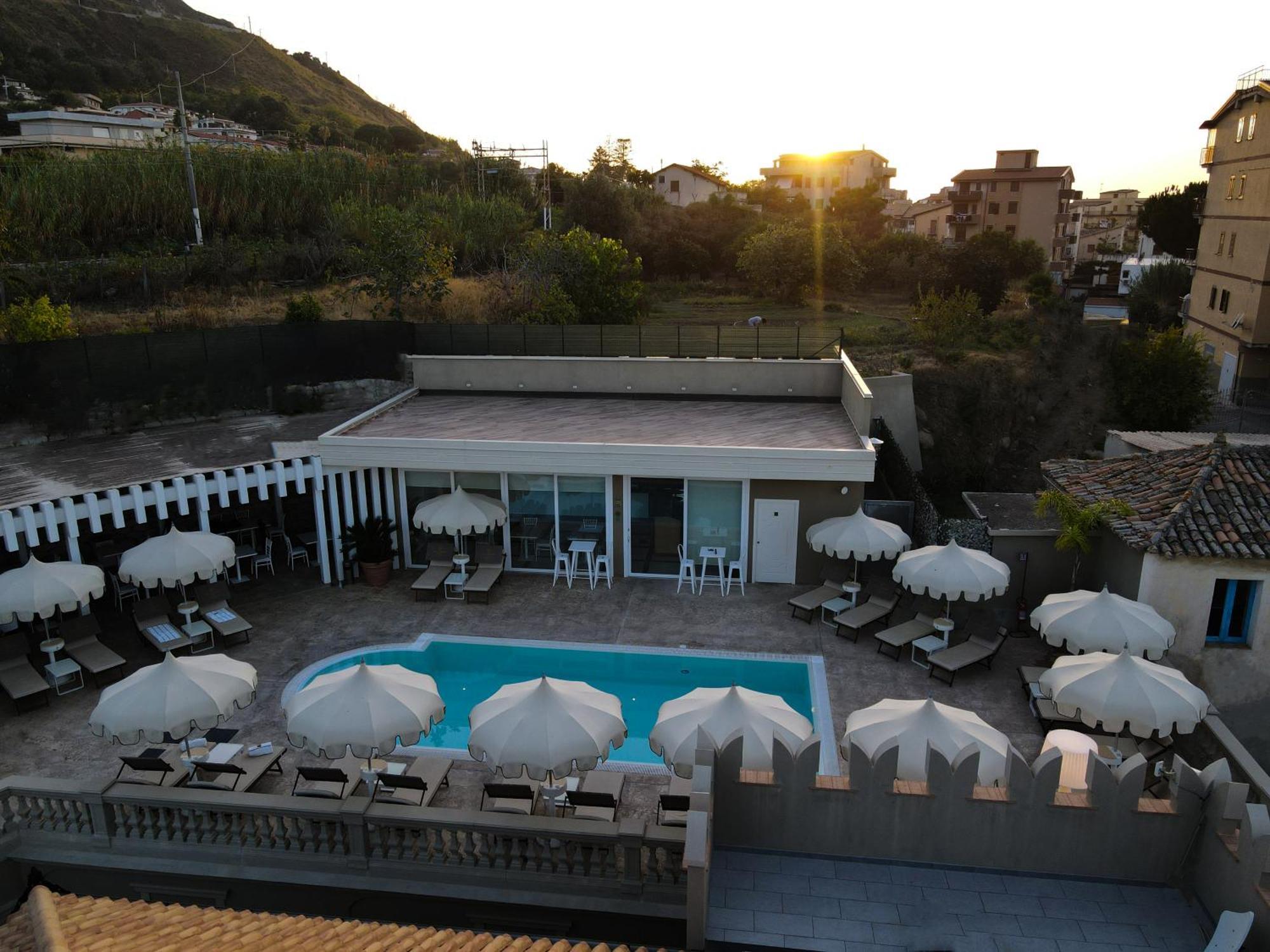 Sui Generis Tropea Luxury Rooms المظهر الخارجي الصورة